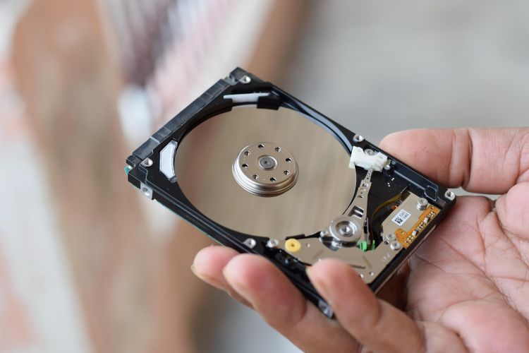 パソコンのデータが消えてしまった時の対処法