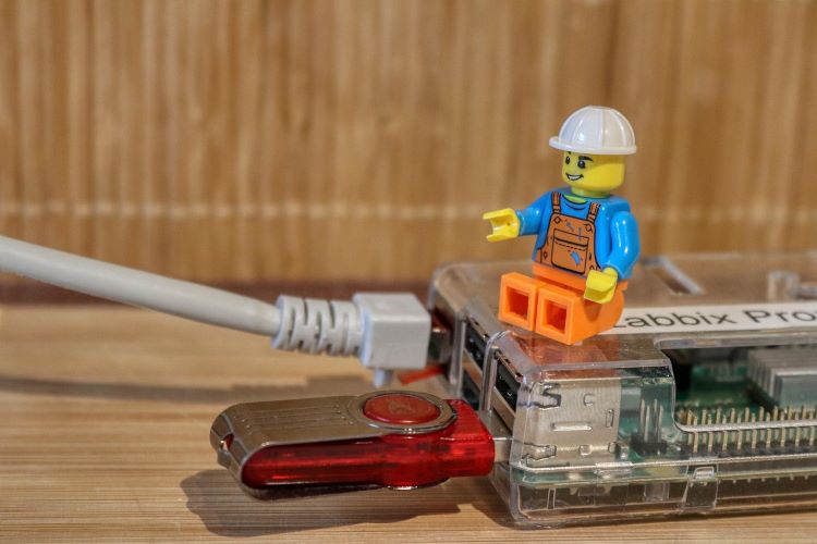 エレコム USBメモリの基本的な使い方