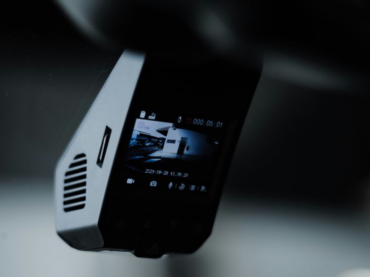 ドラレコのSDカードをフォーマットする3つの方法