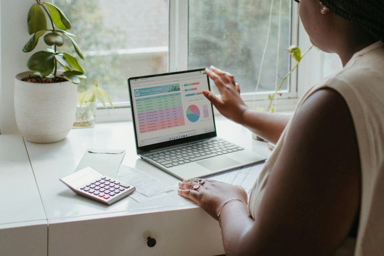 Excelの「重複の削除」でデータを残さない方法